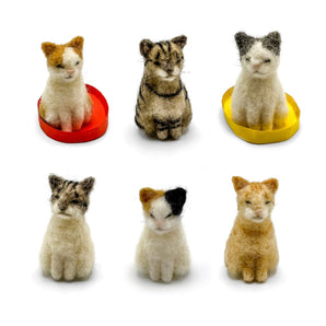 Mini Felt Cat Sitting (various colours) By HG Craft